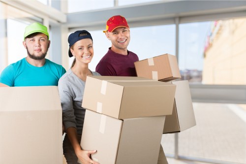 Local move planning with removal truck hire